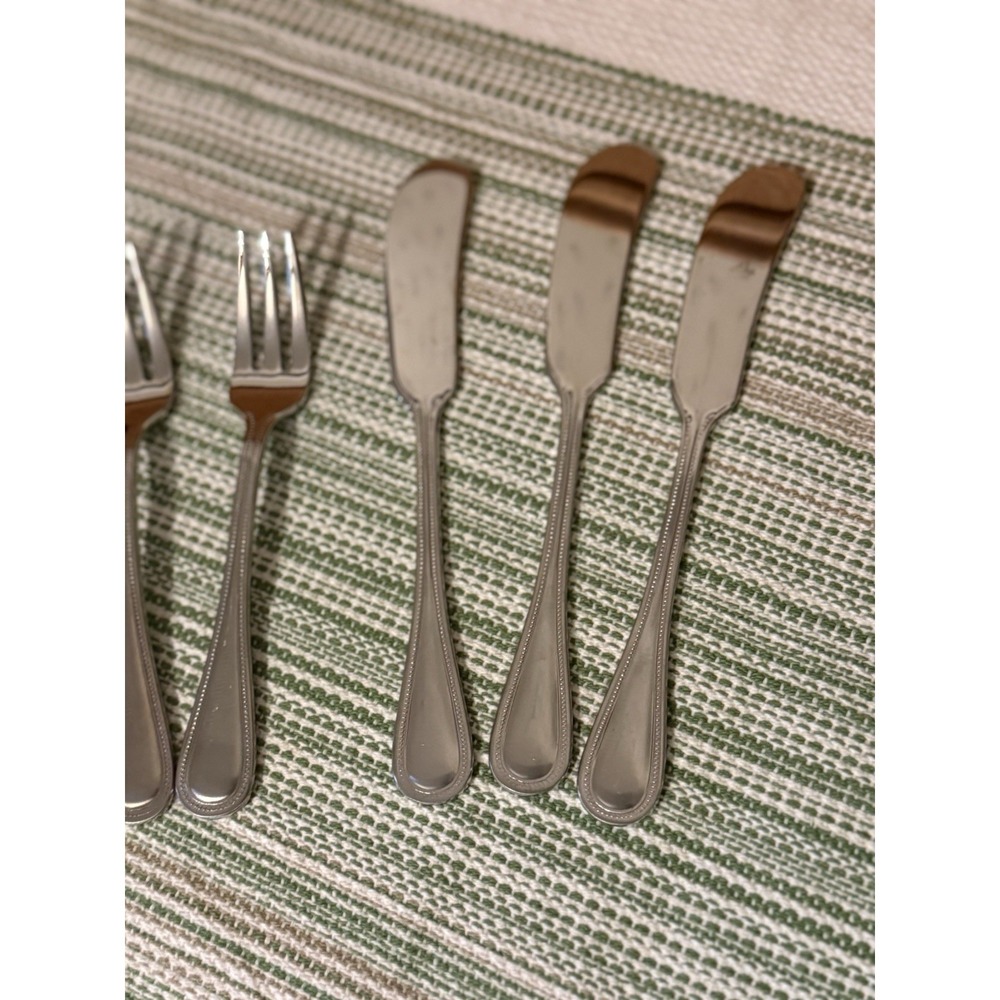 Towle Beaded 18/10 Stainless Steel 4 Forks 3 Butter Knives Cocktail Set Vietnam - Picture 3 of 8